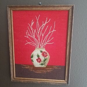 Dritz Tapestry Canvas Needlepoint Floral Vase Wall Art Framed 100% Wool/Cotton